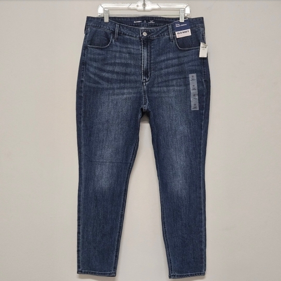 45 NWT OLD NAVY HIGH RISE WOW SUPER SKINNY JEANS WOMEN'S PLUS SIZE 16 - Picture 2 of 9